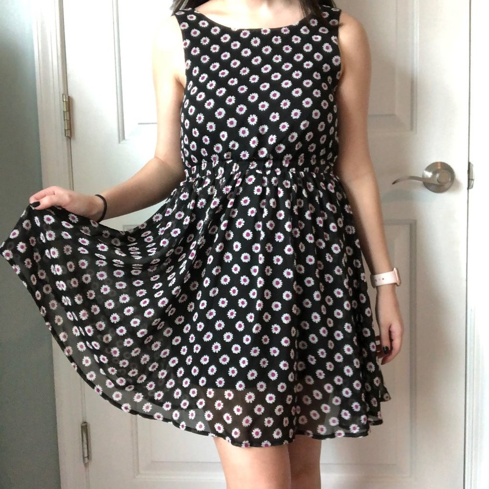 Daisy Print Dress